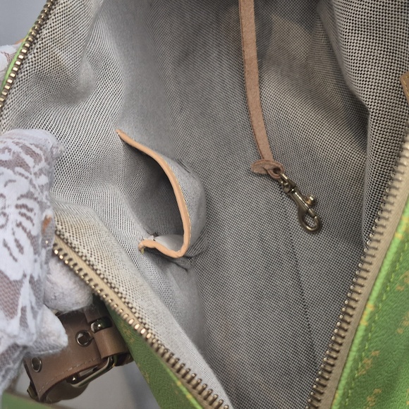 Dooney & Bourke 4pc Set - Picture 15 of 17